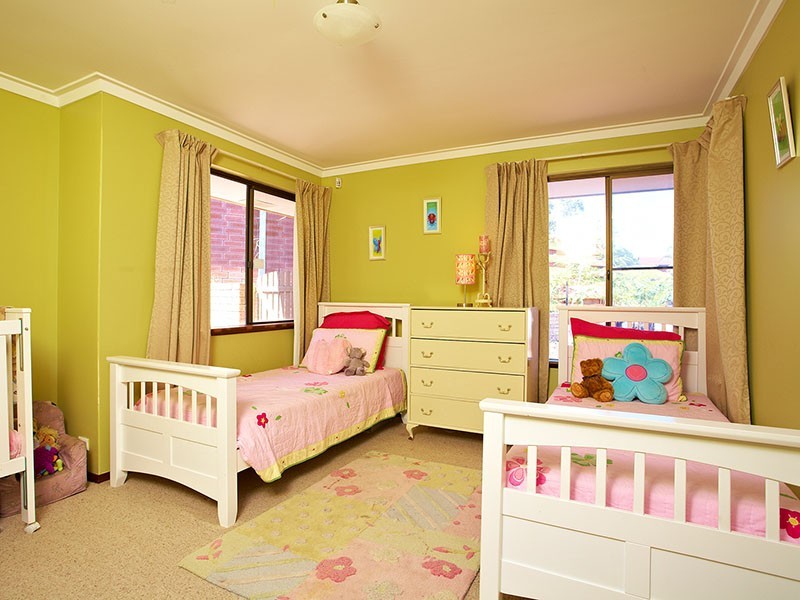 33 Needwell Street, Bibra Lake WA 6163