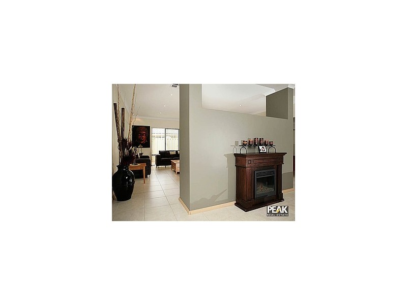 125  Aurora Drive, Atwell WA 6164