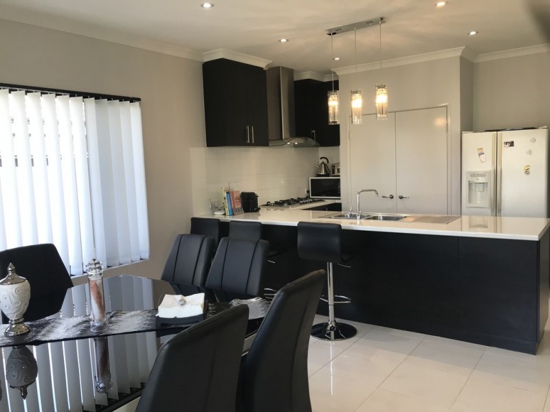2/9 Poso Place, Atwell WA 6164