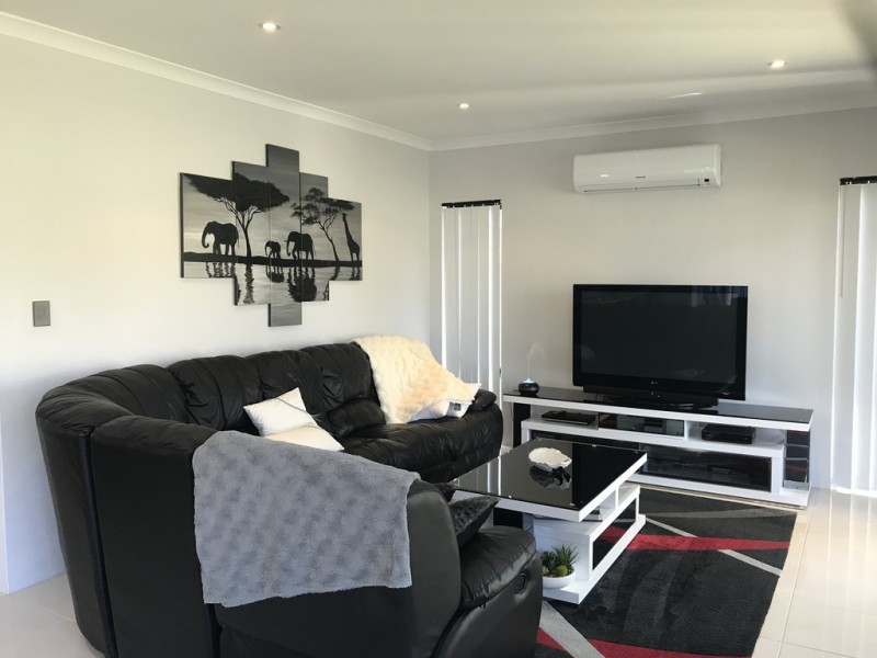 2/9 Poso Place, Atwell WA 6164