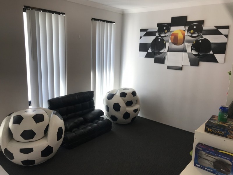 2/9 Poso Place, Atwell WA 6164