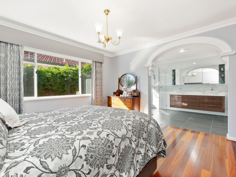 17 Glenmaggie Circuit, Success WA 6164