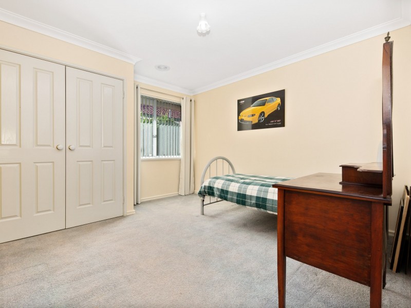 17 Glenmaggie Circuit, Success WA 6164