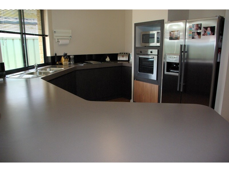 10 Bendee Drive, Atwell WA 6164