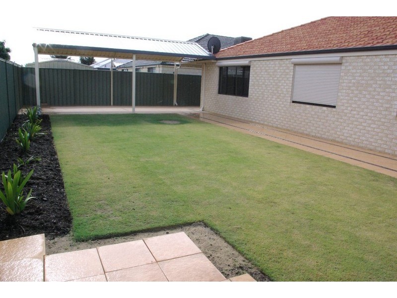 10 Bendee Drive, Atwell WA 6164