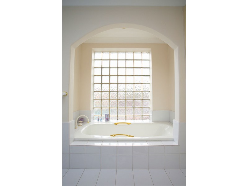 18 Ainsworth Loop, Booragoon WA 6154