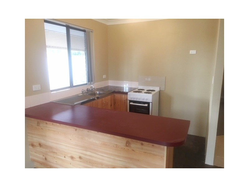 23 Skottowe Parkway, Parmelia WA 6167