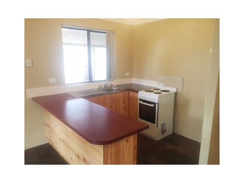 23 Skottowe Parkway, Parmelia WA 6167