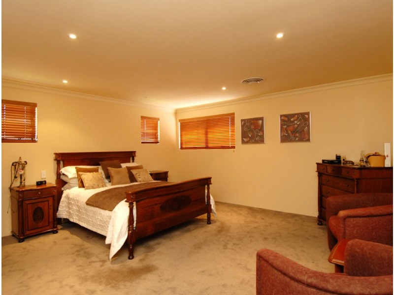 19 Pebble Bush Drive, Canning Vale WA 6155