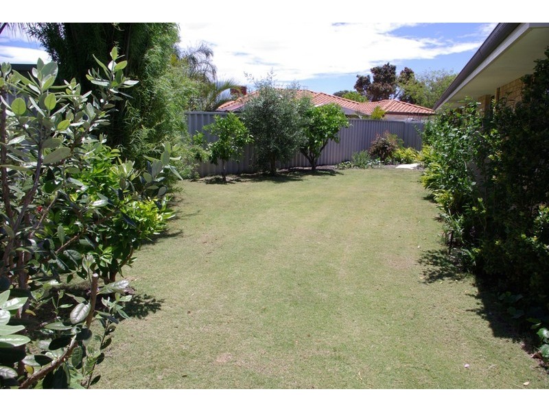 8 Oaten Retreat, Atwell WA 6164