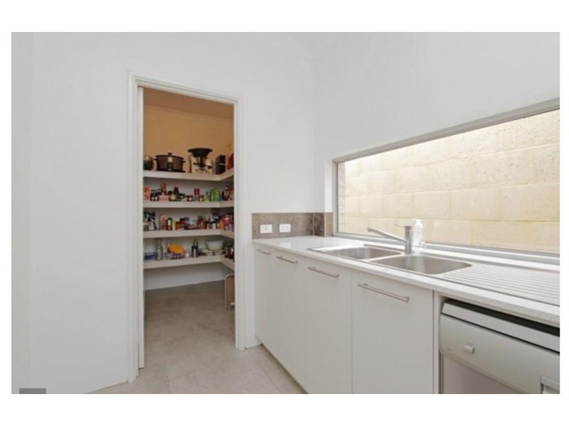 15 Hird Road, Success WA 6164