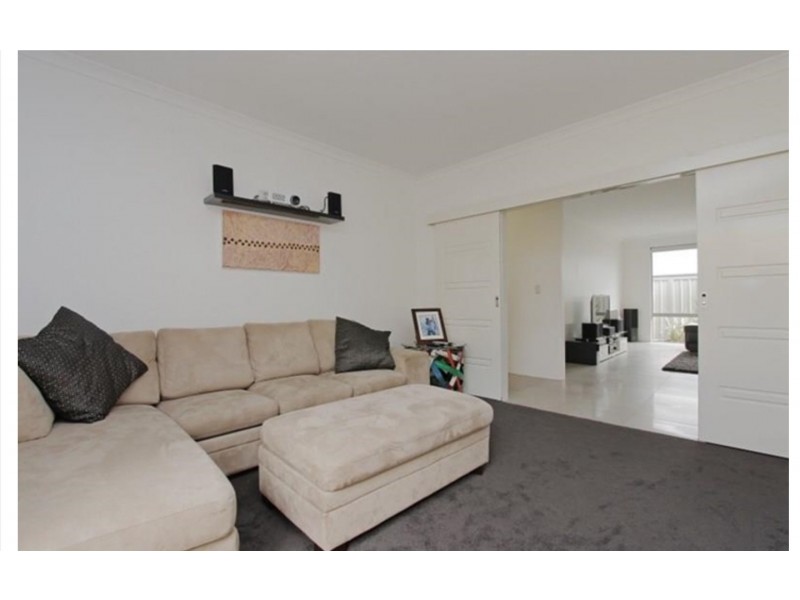 15 Hird Road, Success WA 6164