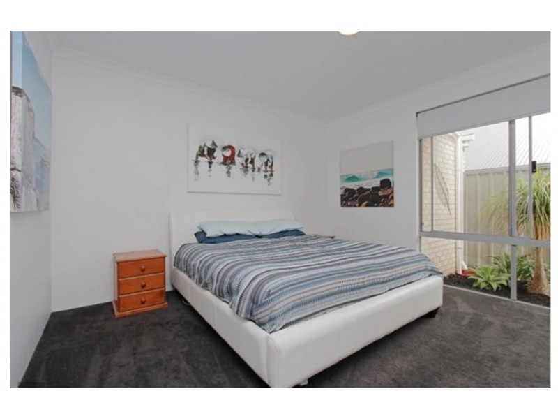 15 Hird Road, Success WA 6164