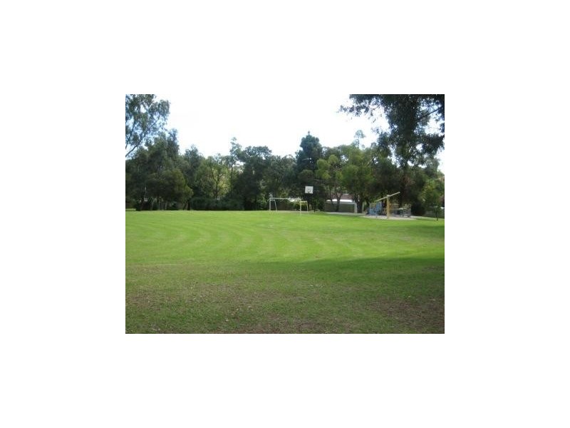 9 Yates Court, North Lake WA 6163