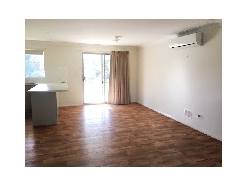 11 Sherwin Place, Wandi WA 6167