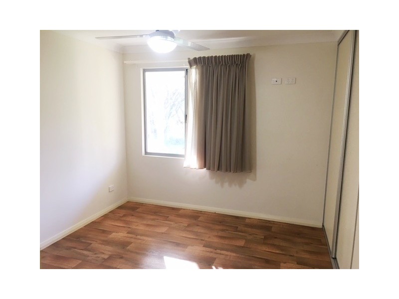 11 Sherwin Place, Wandi WA 6167