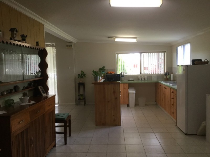 24 Torgoyle Road, Wattleup WA 6166