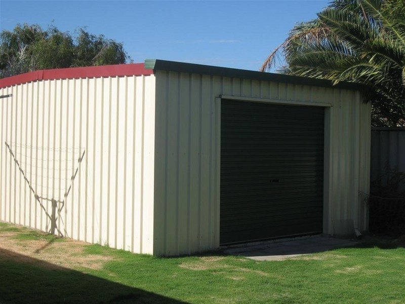 7 Beswick Gardens, Atwell WA 6164
