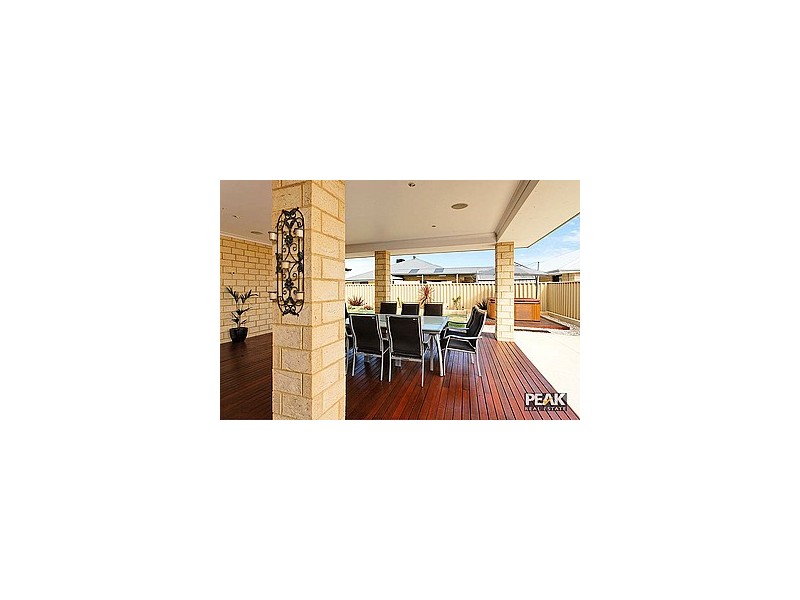 18 Patchouli Circle, Atwell WA 6164