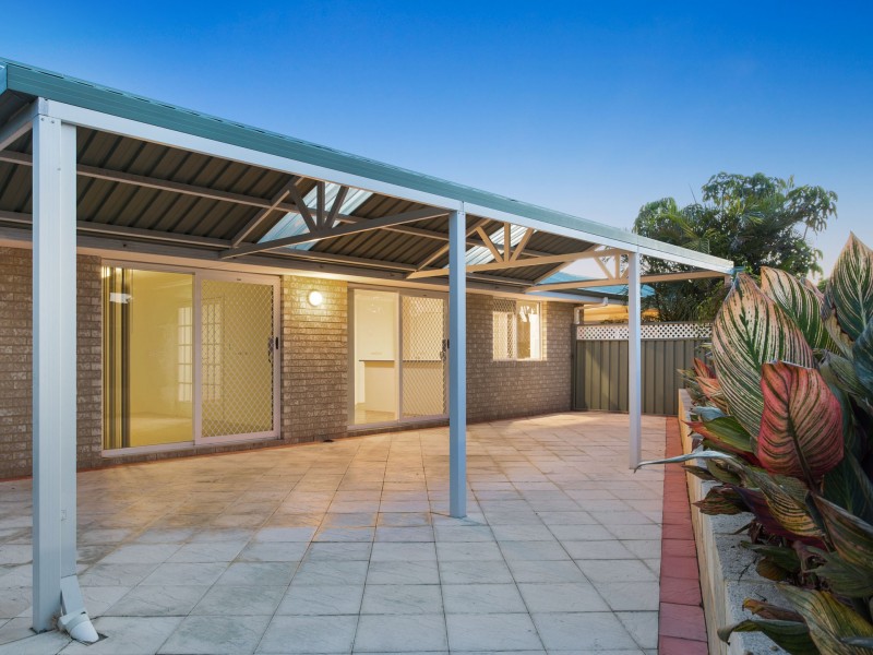 26 Lombe Gardens, Atwell WA 6164