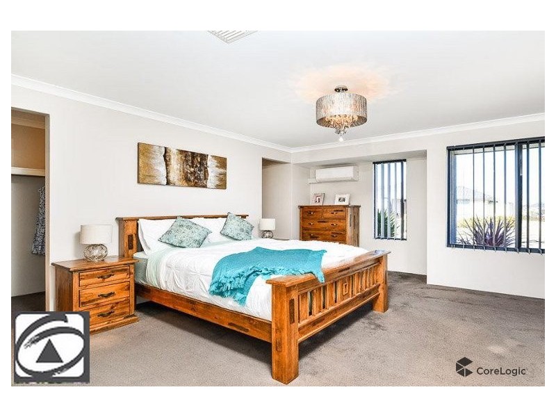 13 Baumea Turn, Hammond Park WA 6164