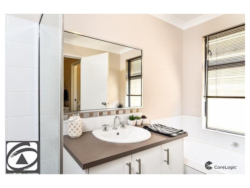 13 Baumea Turn, Hammond Park WA 6164