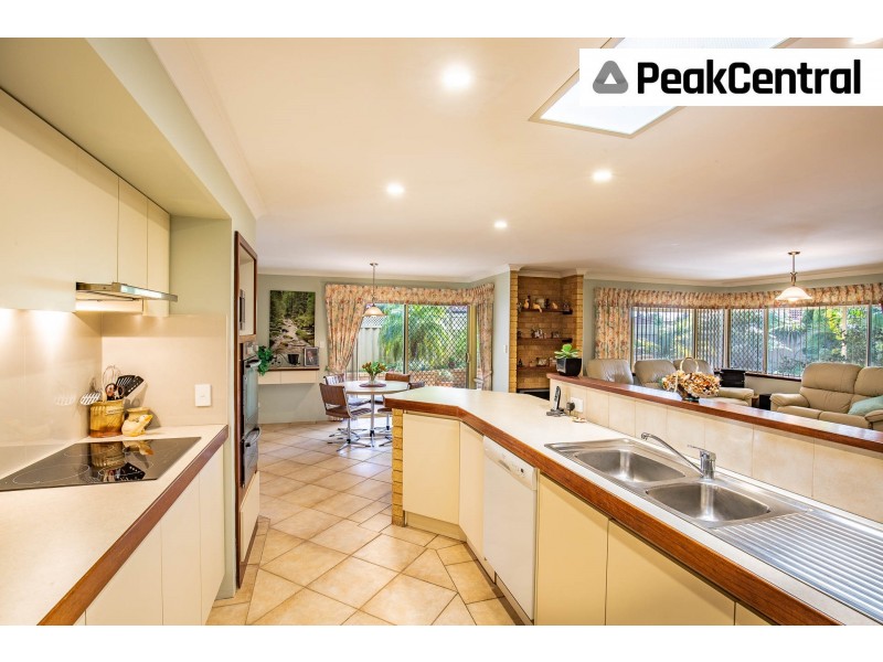 23 Minyon Circuit, Atwell WA 6164