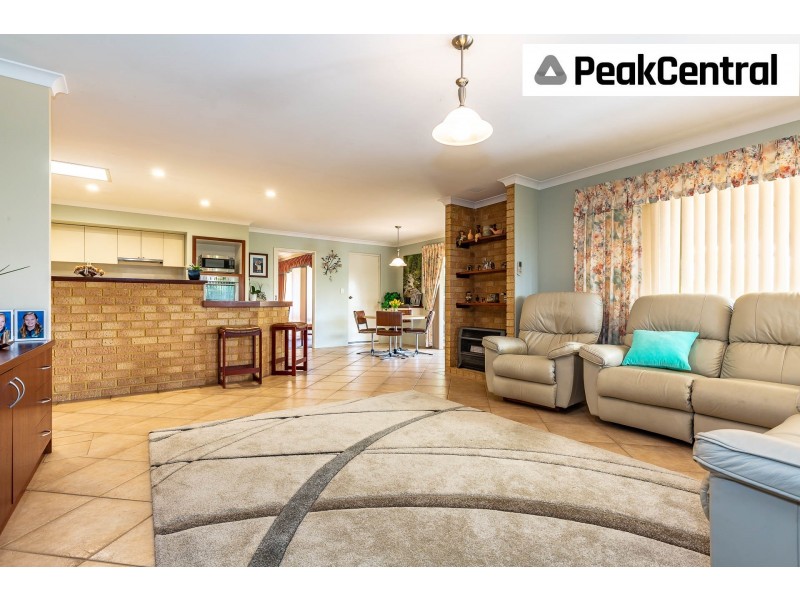 23 Minyon Circuit, Atwell WA 6164