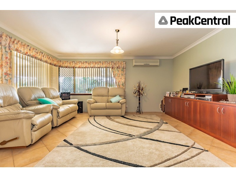 23 Minyon Circuit, Atwell WA 6164