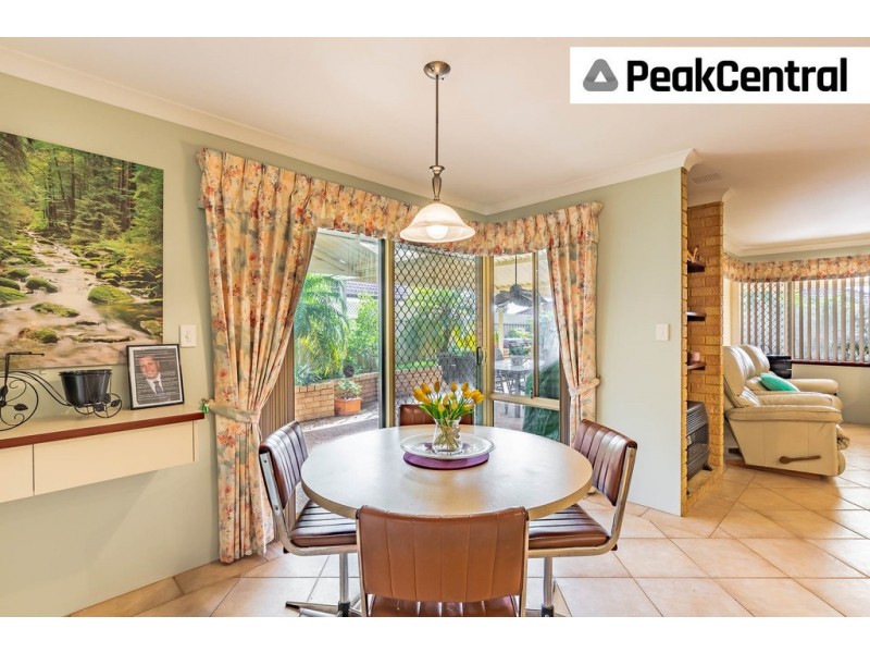 23 Minyon Circuit, Atwell WA 6164