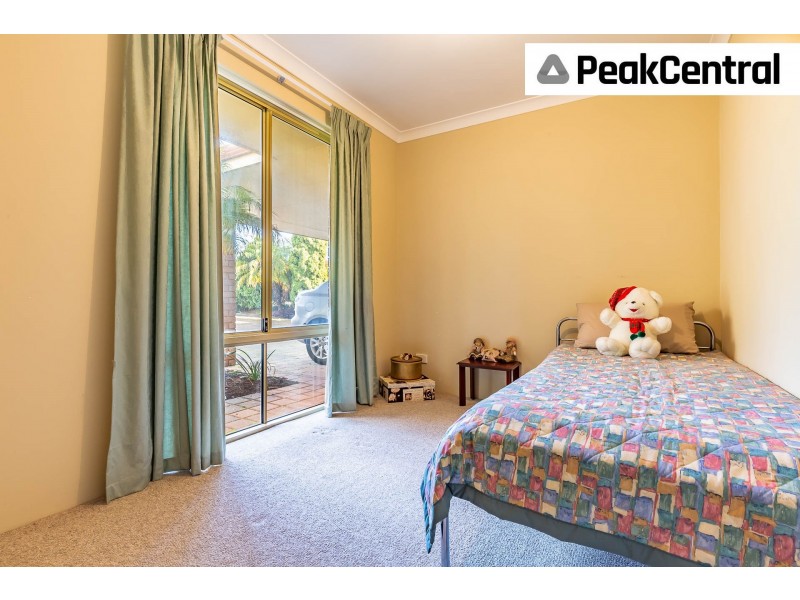 23 Minyon Circuit, Atwell WA 6164