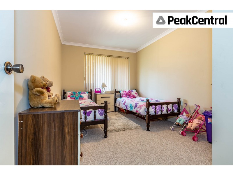 23 Minyon Circuit, Atwell WA 6164