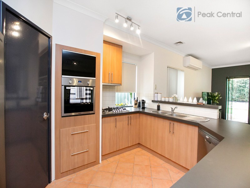 20 Jagoe Loop, Willagee WA 6156