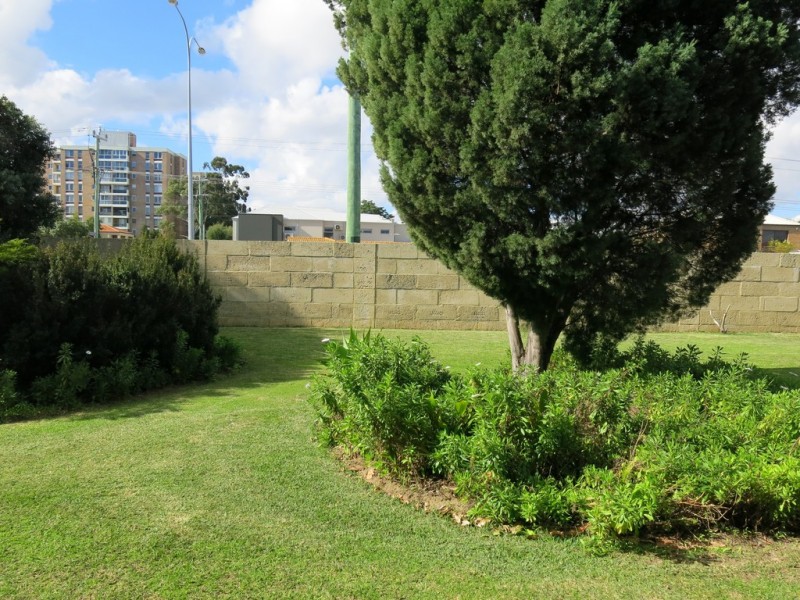 2A,305 Harbourne Street, Glendalough WA 6016