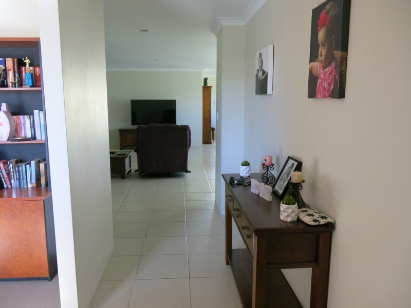 Lot 237 Featherflower Road, Hammond Park WA 6164