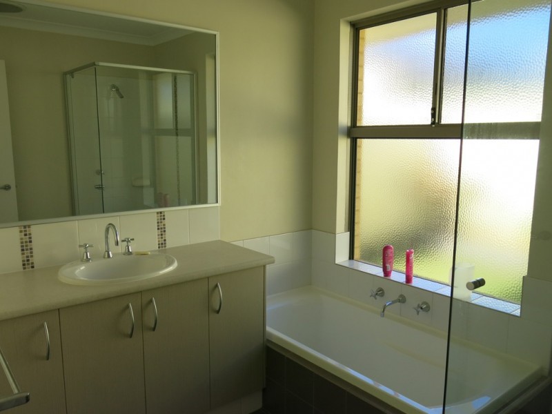 Lot 237 Featherflower Road, Hammond Park WA 6164