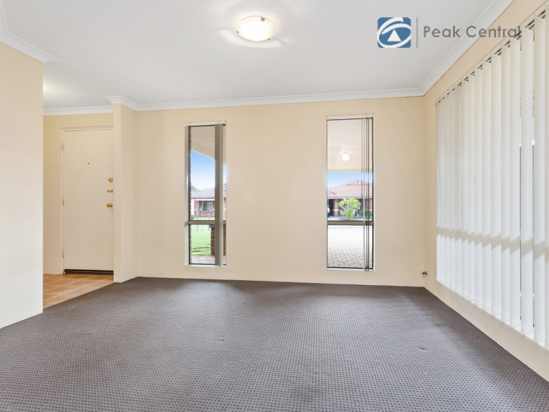 6 Hedges Retreat, Atwell WA 6164