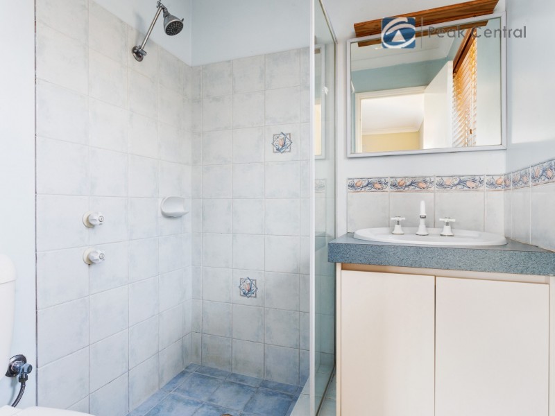 6 Hedges Retreat, Atwell WA 6164