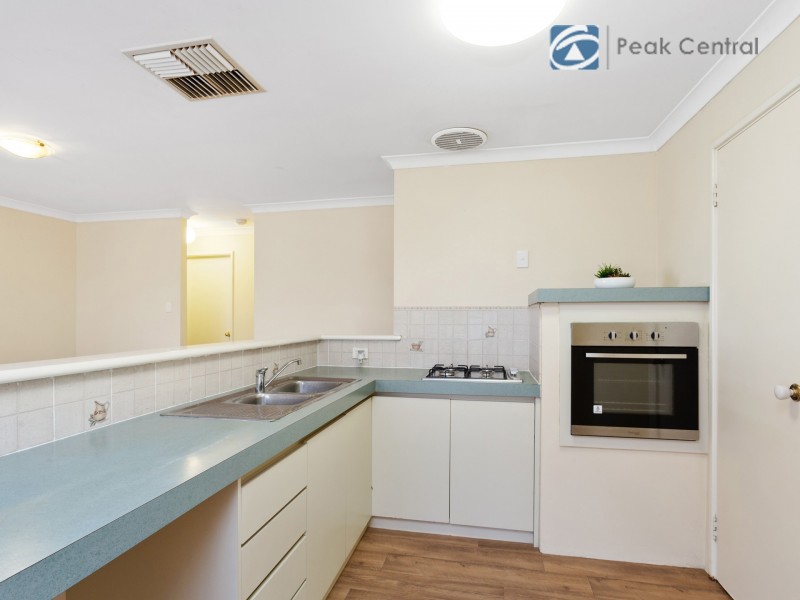 6 Hedges Retreat, Atwell WA 6164