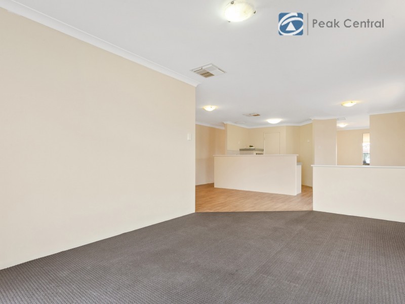 6 Hedges Retreat, Atwell WA 6164