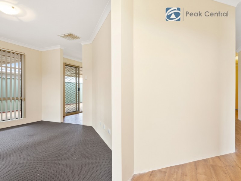 6 Hedges Retreat, Atwell WA 6164