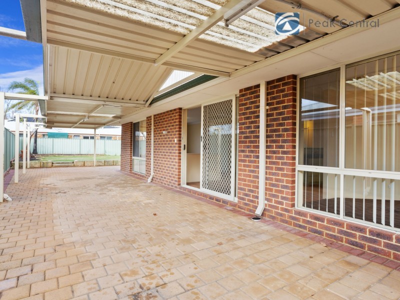 6 Hedges Retreat, Atwell WA 6164