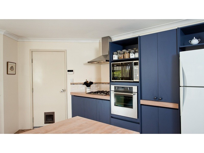 38  Avon Crescent, Atwell WA 6164