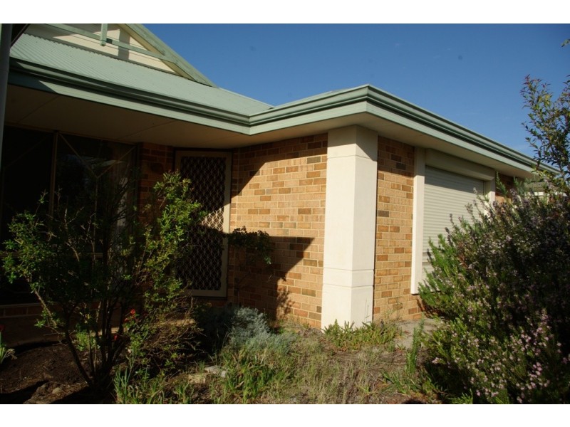 82 Lydon Blvd, Atwell WA 6164