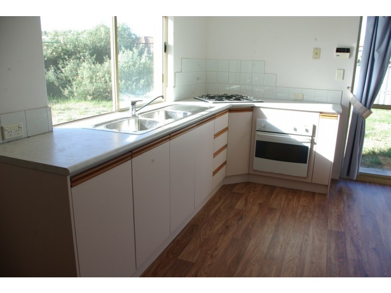 82 Lydon Blvd, Atwell WA 6164