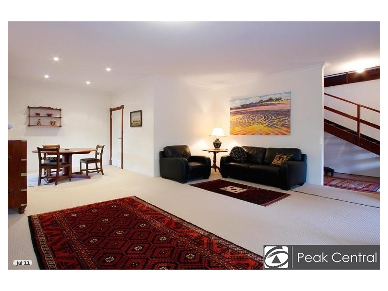 389 Kelvin Road, Orange Grove WA 6109