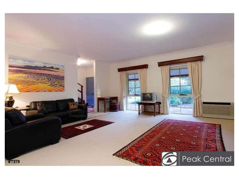 389 Kelvin Road, Orange Grove WA 6109