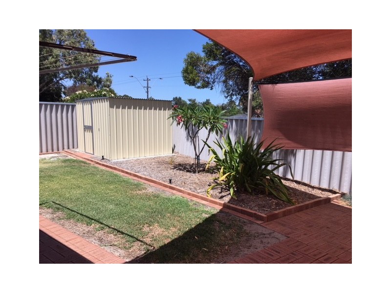 3 Bainton Road, Leeming WA 6149