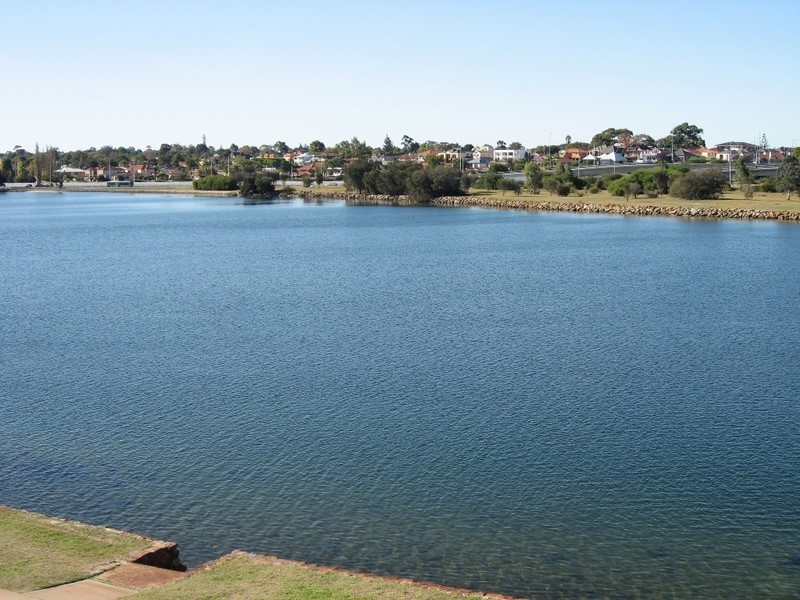 E301/70 Canning Beach Road, Applecross WA 6153