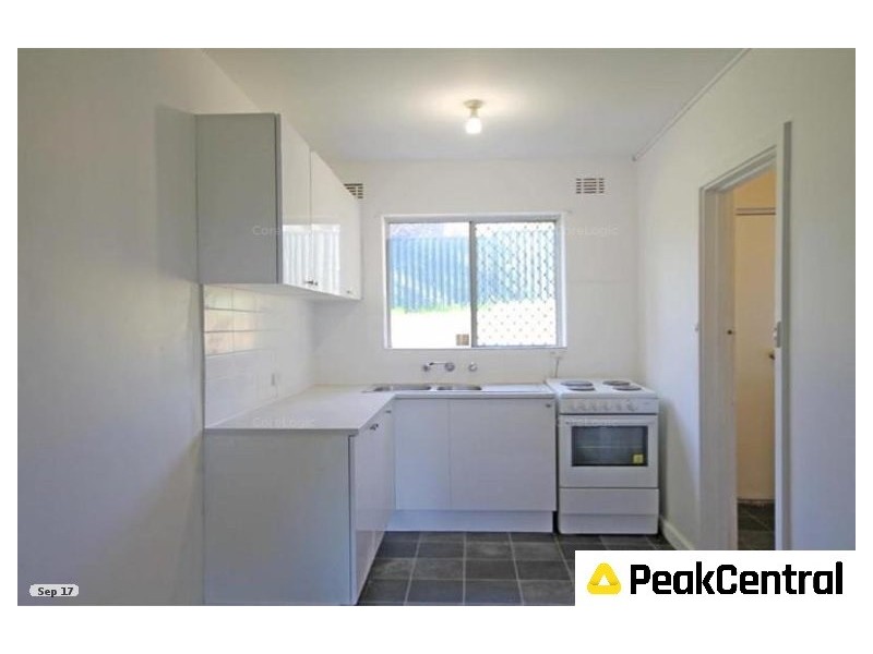 4/5 Fourth Road, Armadale WA 6112